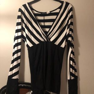 Venus black and white faux wrap surpluses top